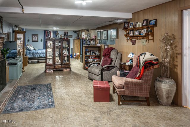 290 Wooded Heights, Greeneville, TN 37743