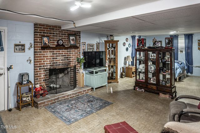 290 Wooded Heights, Greeneville, TN 37743