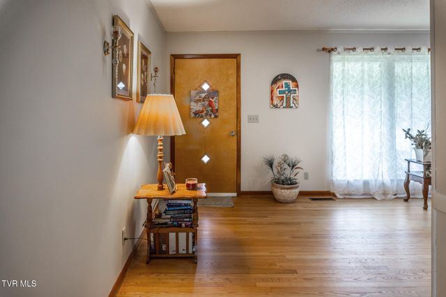 290 Wooded Heights, Greeneville, TN 37743