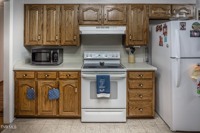 290 Wooded Heights, Greeneville, TN 37743