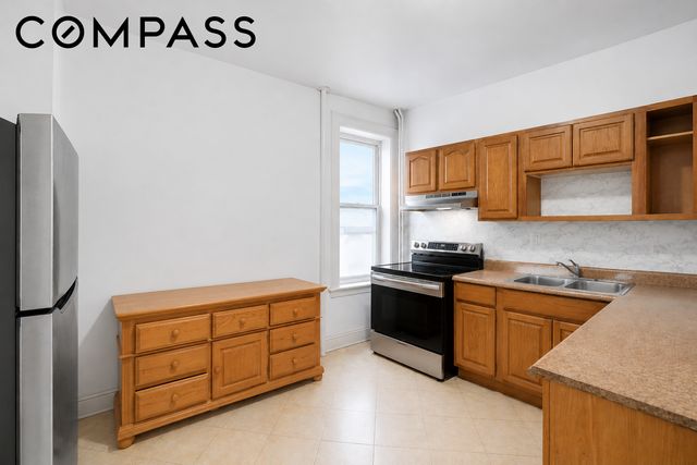 555 80th Street, New York City, NY 11209
