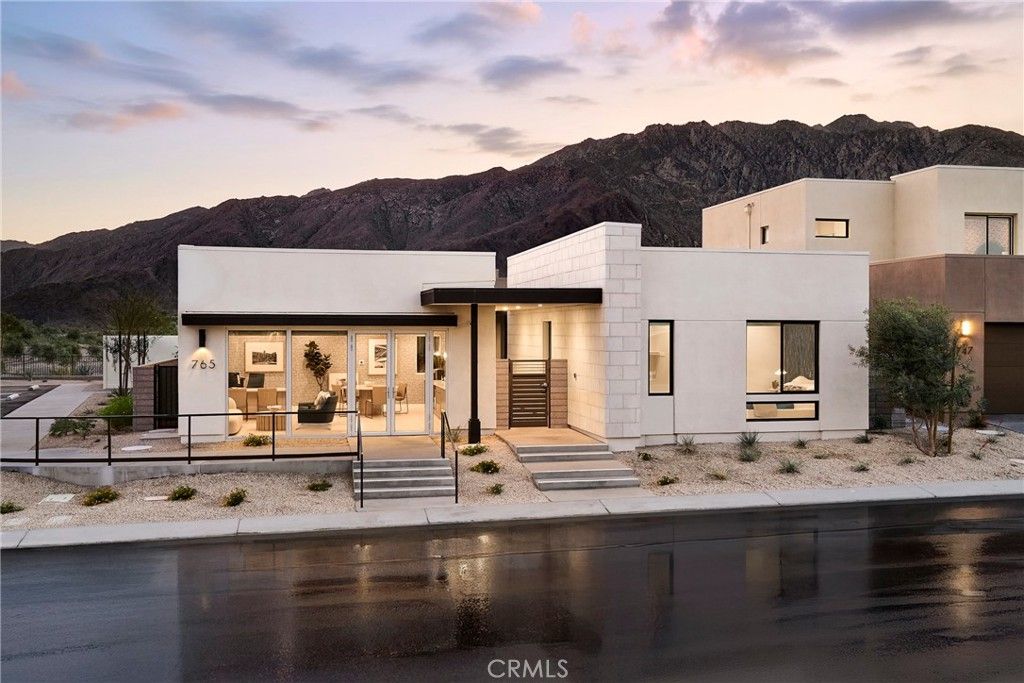 4505 Thunderbird Way, Palm Springs, CA 92262