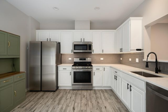 8602 Grove Street, Morton Grove, IL 60053