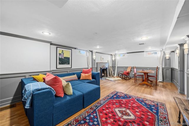 2375 Locust Street, Denver, CO 80207