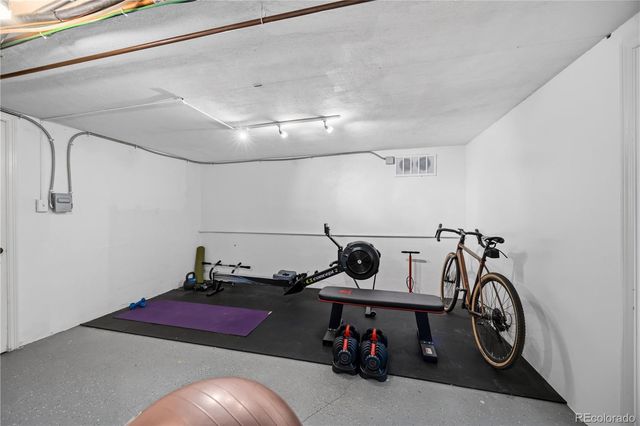 2375 Locust Street, Denver, CO 80207