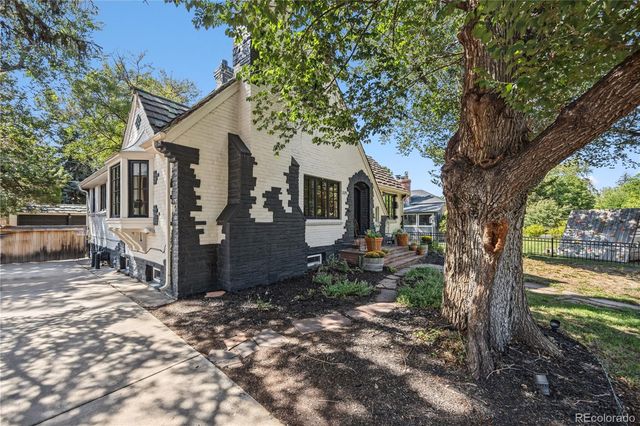 2375 Locust Street, Denver, CO 80207