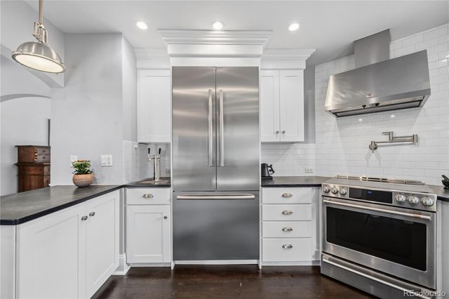 2375 Locust Street, Denver, CO 80207