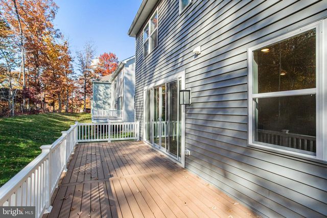 2812 WHITE TAIL DR, Locust Grove, VA 22508