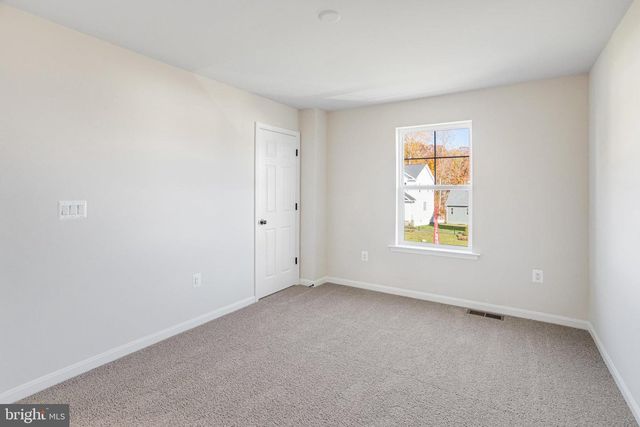 2812 WHITE TAIL DR, Locust Grove, VA 22508