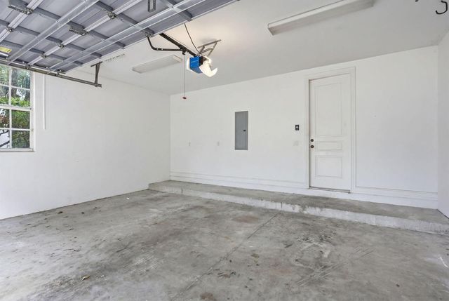 349 E Mallory Circle, Delray Beach, FL 33483