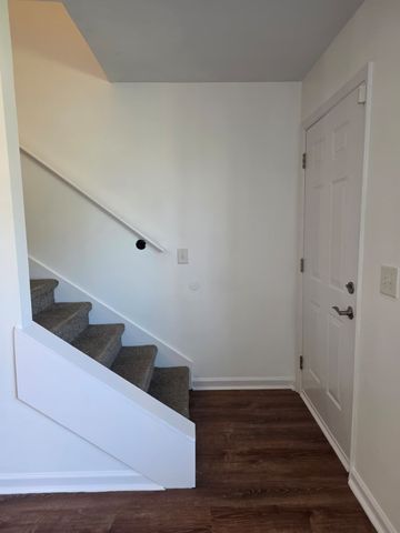 1262 Macedonia Dr, Murfreesboro, TN 37130