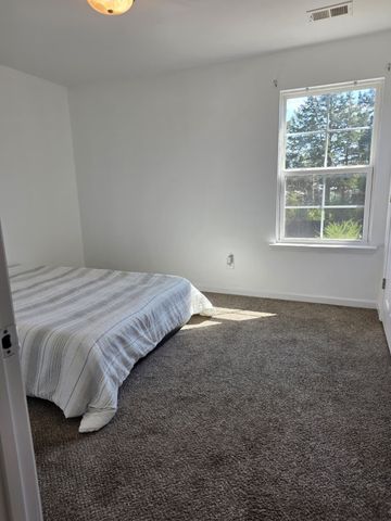 1262 Macedonia Dr, Murfreesboro, TN 37130
