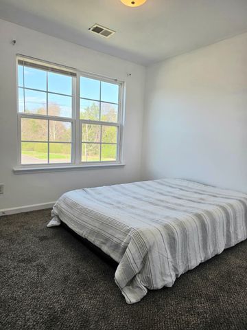 1262 Macedonia Dr, Murfreesboro, TN 37130