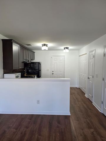 1262 Macedonia Dr, Murfreesboro, TN 37130