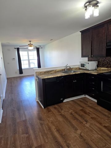 1262 Macedonia Dr, Murfreesboro, TN 37130