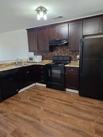 1262 Macedonia Dr, Murfreesboro, TN 37130