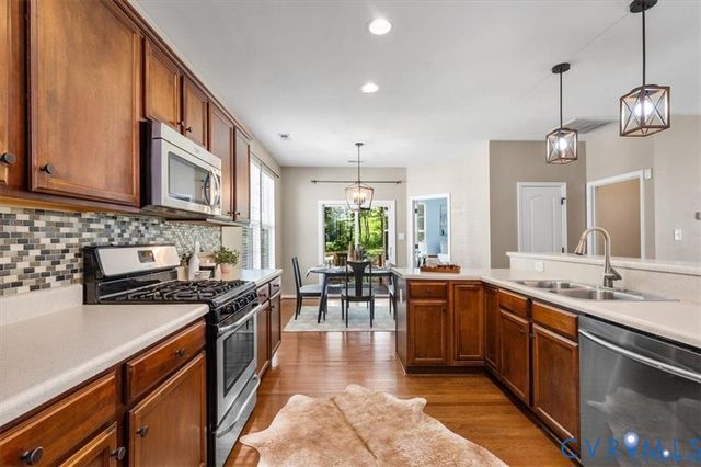 7319 Vicenzo Dr, Moseley, VA 23120