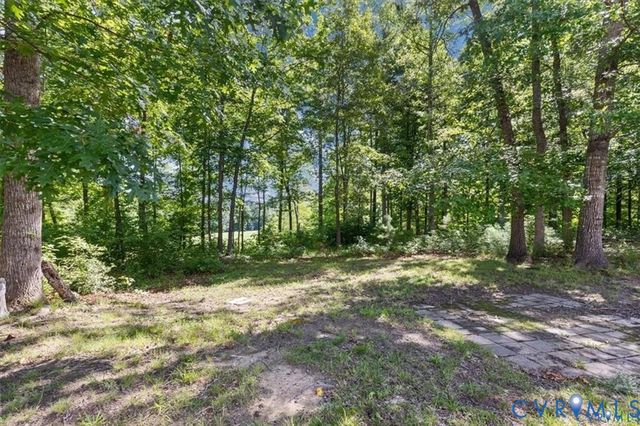 7319 Vicenzo Dr, Moseley, VA 23120