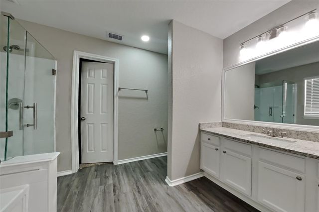 22003 Avonglen Lane, Spring, TX 77389