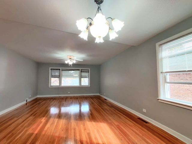 724 Florence Avenue 2, Evanston, IL 60202