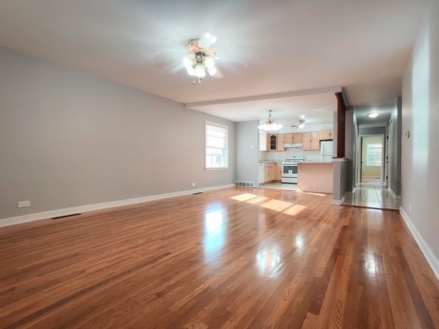 724 Florence Avenue 2, Evanston, IL 60202