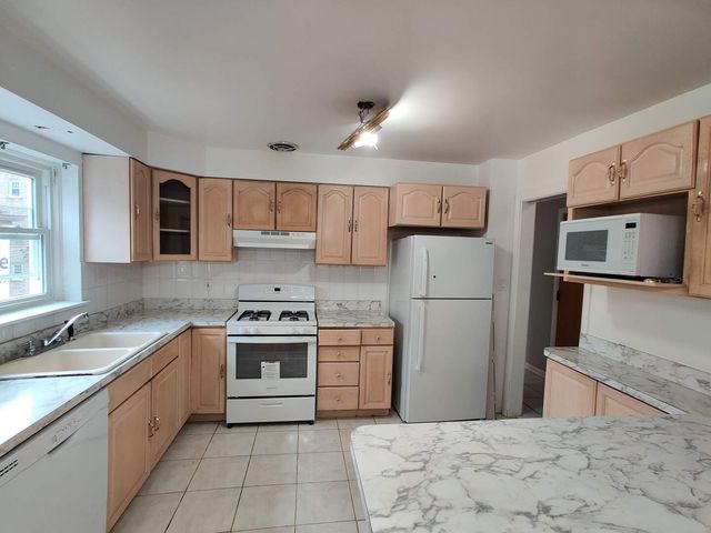 724 Florence Avenue 2, Evanston, IL 60202