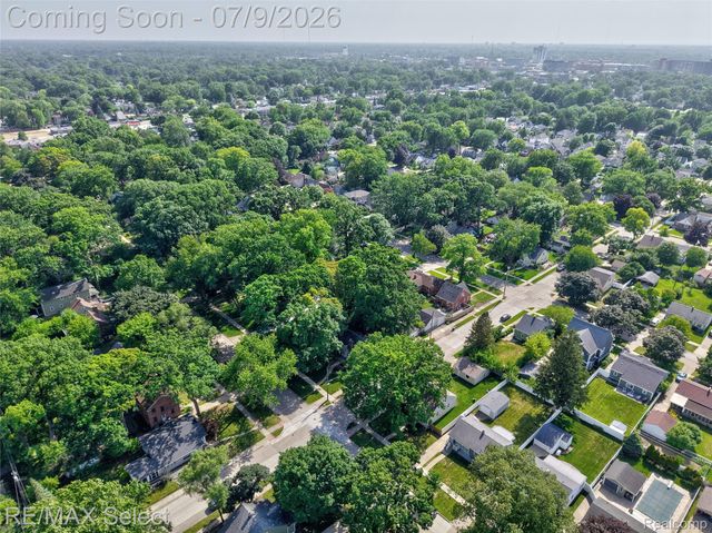 609 N Connecticut Avenue, Royal Oak, MI 48067