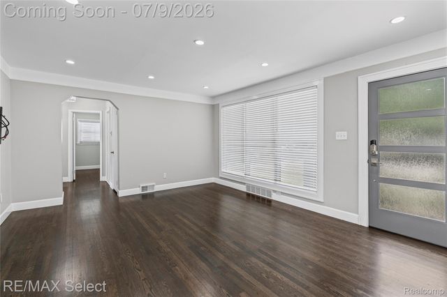 609 N Connecticut Avenue, Royal Oak, MI 48067