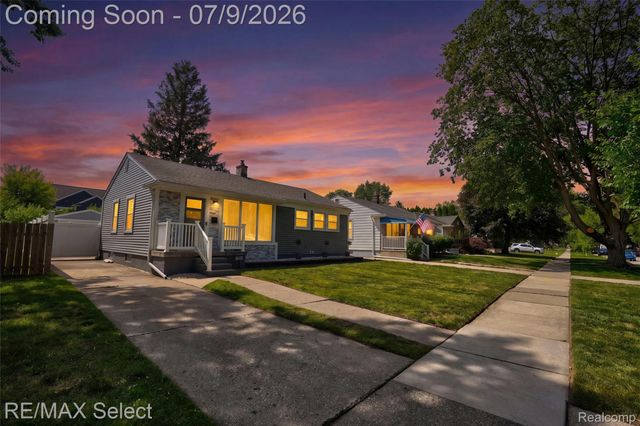 609 N Connecticut Avenue, Royal Oak, MI 48067