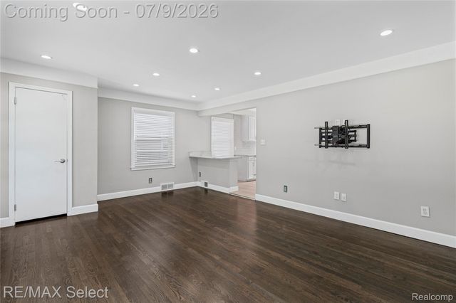 609 N Connecticut Avenue, Royal Oak, MI 48067