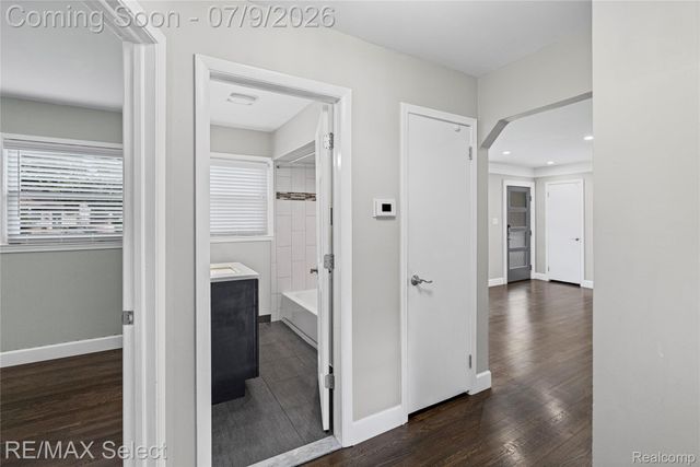 609 N Connecticut Avenue, Royal Oak, MI 48067