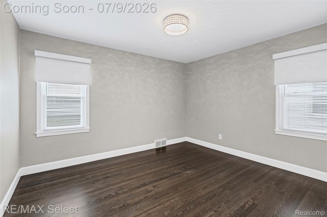 609 N Connecticut Avenue, Royal Oak, MI 48067
