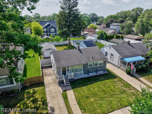 609 N Connecticut Avenue, Royal Oak, MI 48067