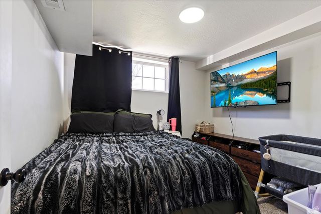 4374 S FERNWOOD DR, Taylorsville, UT 84123