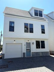 1 Nats Court, Charleston, SC 29403