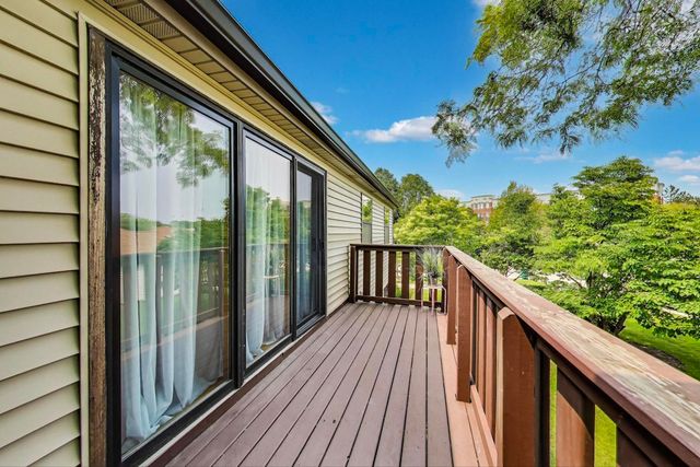 738 Hapsfield Lane 7A2, Buffalo Grove, IL 60089