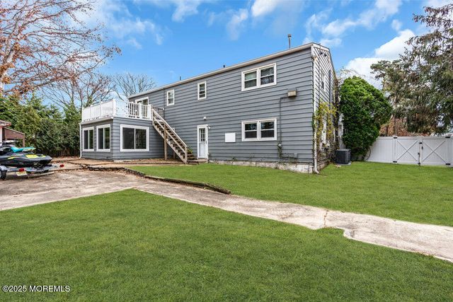 40 Pinewood Drive, Brick, NJ 08724