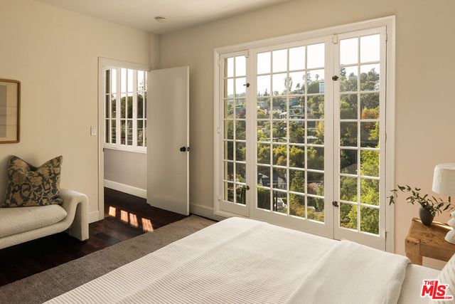 2293 Bronson Hill Drive, Los Angeles, CA 90068