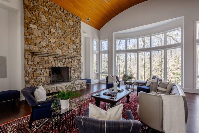 4036 Conway Valley Road, Atlanta, GA 30327