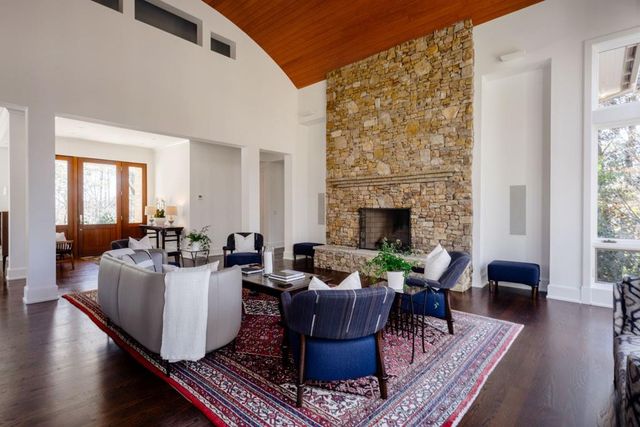4036 Conway Valley Road, Atlanta, GA 30327