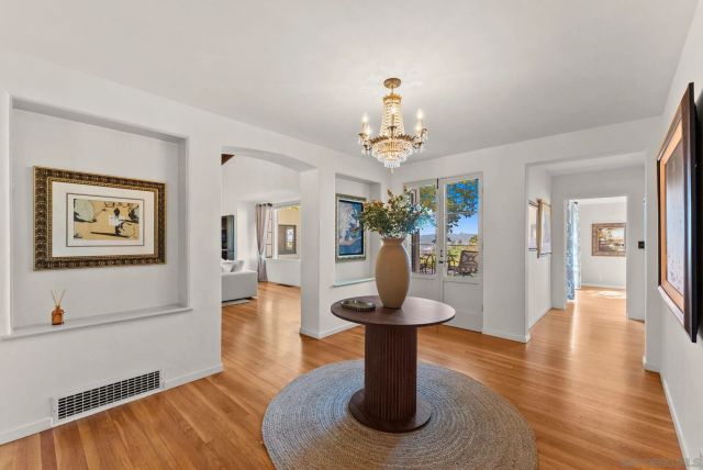 10260 Fuerte, La Mesa, CA 91941
