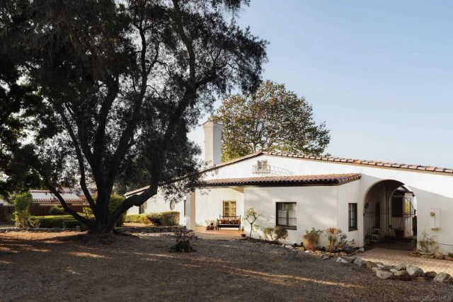 10260 Fuerte, La Mesa, CA 91941