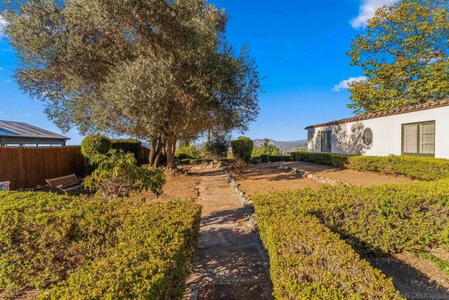 10260 Fuerte, La Mesa, CA 91941