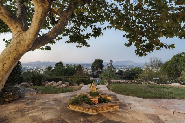 10260 Fuerte, La Mesa, CA 91941
