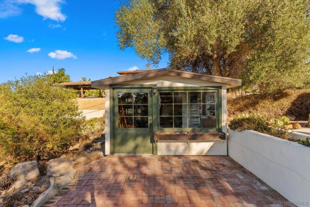 10260 Fuerte, La Mesa, CA 91941