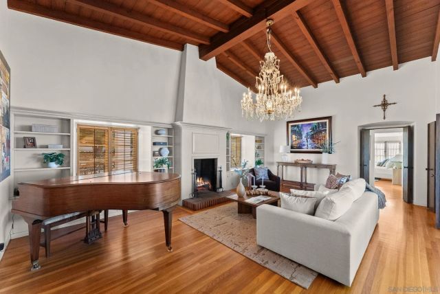 10260 Fuerte, La Mesa, CA 91941