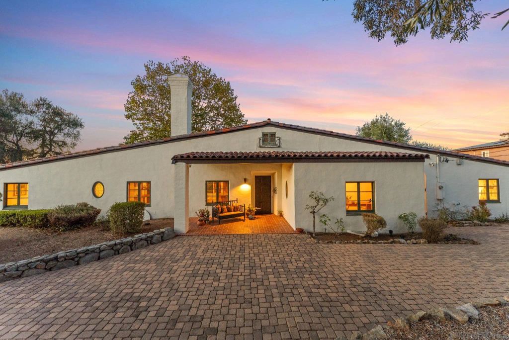 10260 Fuerte, La Mesa, CA 91941