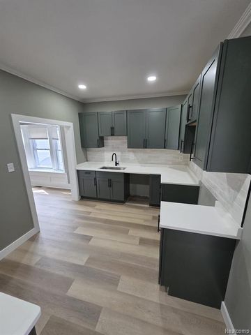 2144 4th Street, Trenton, MI 48183