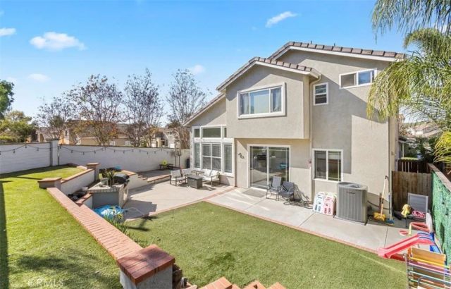 10 Willowbrook, Rancho Santa Margarita, CA 92688