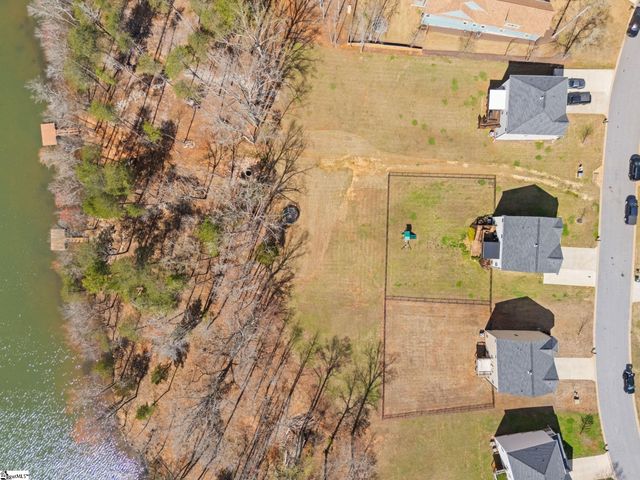 202 Rushing Waters Drive, Inman, SC 29349